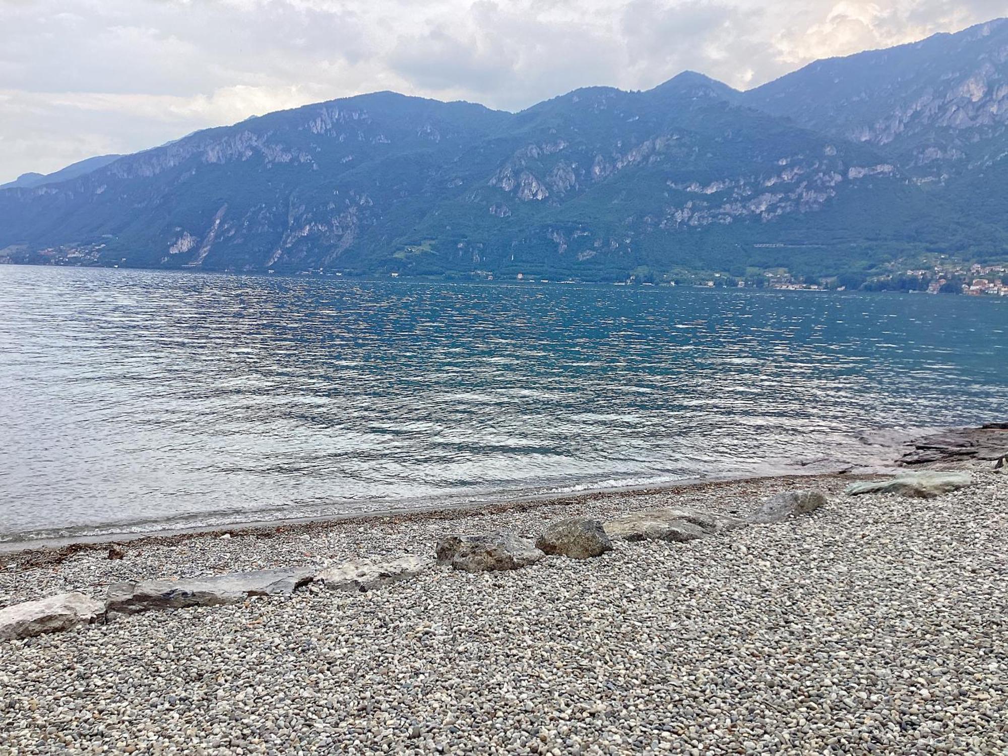 Limonta Wonderful Lake Front Appartment Near Bellagio מראה חיצוני תמונה